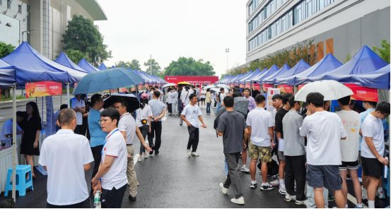 就业服务进校园，瑞方人力为毕业生点亮求职灯塔 第2张