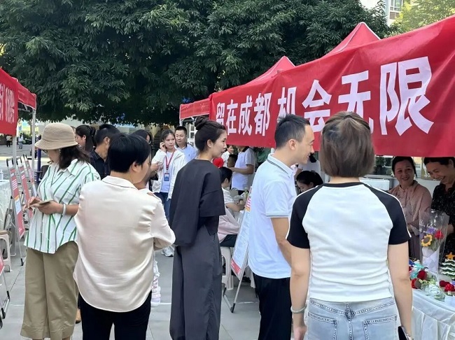 一站式服务织密“家门口”就业网！瑞方人力以数字化赋能青年精准就业 第2张