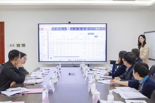 国家统计局服务业调查中心分析研究处处长、一级调研员展国殿一行莅临瑞方人力考察调研 第2张