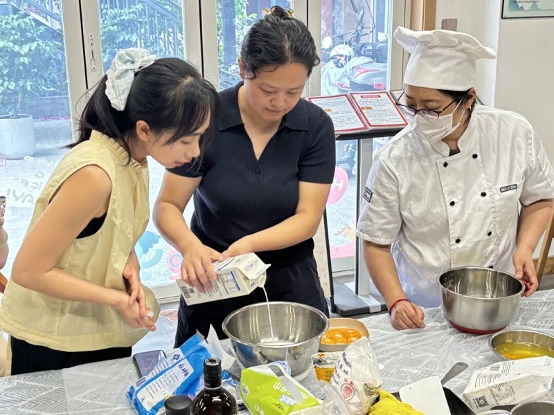 匠心焙美味 学艺润生活——瑞方人力助力望江路街道共和路社区开展烘焙培训活动 第3张